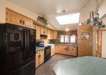 Three Bears Cabin 16 at RV Park Estes CO