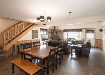 Three Bears Cabin 16 at RV Park Estes CO