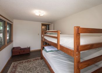 Three Bears Cabin 16 at RV Park Estes CO